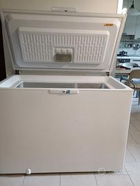 Congelatore a pozzetto whirlpool