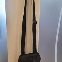 Tracolla nera pelle Piquadro 