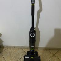 Aspirapolvere  aspira e lava