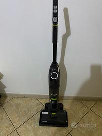 Aspirapolvere  aspira e lava