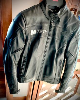 Giubbino in pelle da moto