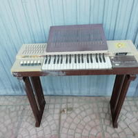 Tastiera bontempi, una basic e una pm695 digitale