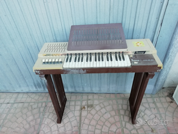 Tastiera bontempi, una basic e una pm695 digitale