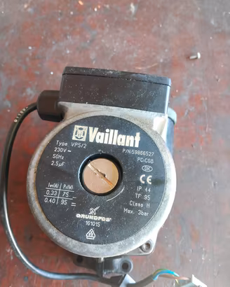 pompa circolat. Grundfos vaillant VP5/2  u huuPp