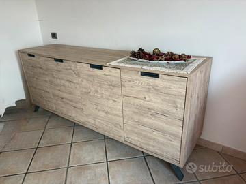Credenza