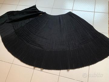 Gonna tradizionale sarda