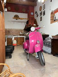 Vespa 50 L rosa schocking