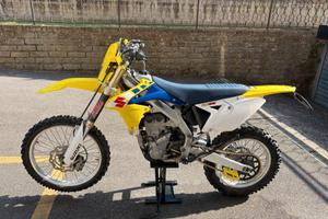 Suzuki Valenti RMX 450 E moto enduro offroad