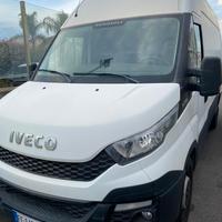 Daily iveco 35s15