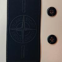 toppa patch Stone Island + 2 bottoni nero