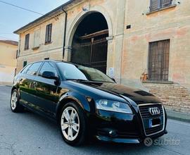 Audì A3 SPB 2.0TDi con gancio traino Euro 5B