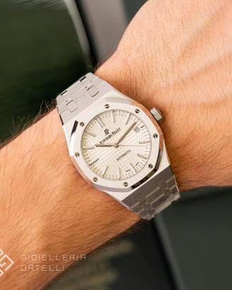 Audemars Piguet Royal Oak White_37mm_15450ST_Like