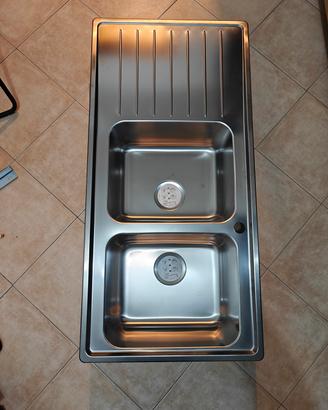 Lavandino cucina nuovo