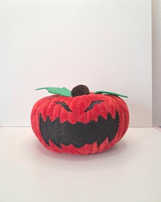 Peluche decorativo a tema Halloween – Zucca rossa