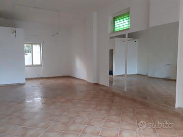 Locale ristrutturato