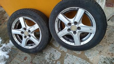 QUATTRO CERCHI in lega con gomme Michelin