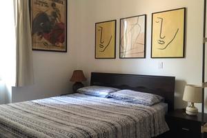 Camera completamente arredata