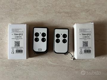 2 telecomandi quarzati