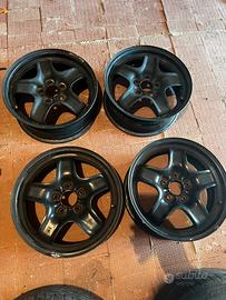 Cerchi da 16” in acciaio per auto