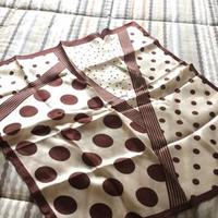 Foulard fantasia in seta da collo