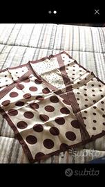Foulard fantasia in seta da collo