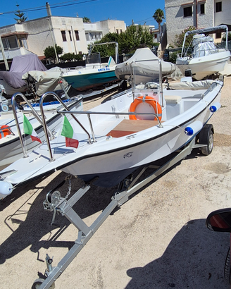 Barca open Tonnetto 5.70 completa