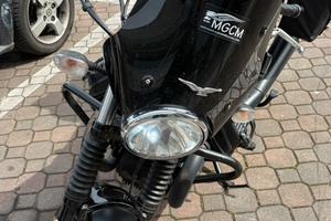 Moto guzzi v7stone 2019
