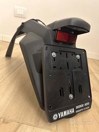 Paragango posteriore con Porta targa Yamaha