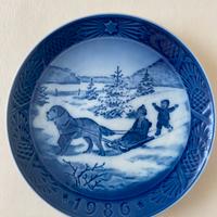 Piatto di Natale ROYAL COPENHAGEN 1986