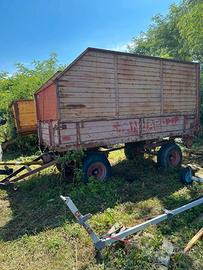 Rimorchio agricolo auto scaricante