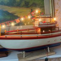 Barche da modellismo realizzate a mano