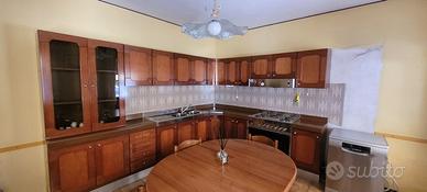Cucina angolare in legno completa+ lavastoviglie