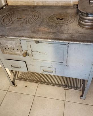 Stufa economica anni 50