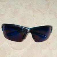 occhiali da sole 
