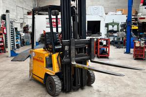 Muletto sollevatore a batteria Hyster