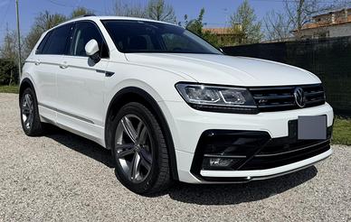 Volkswagen Tiguan 2.0 TDI BM R-Line 150cv DSG
