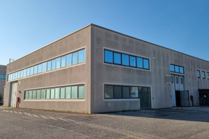 Capannone industriale