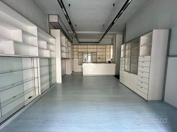 MONOLOCALE A TREZZO SULL'ADDA