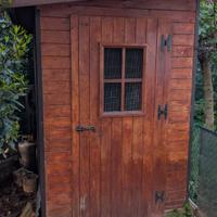 Casetta legno giardino