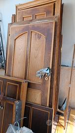 5 Porte in legno massello artigianali