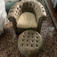 Poltrona con pouf