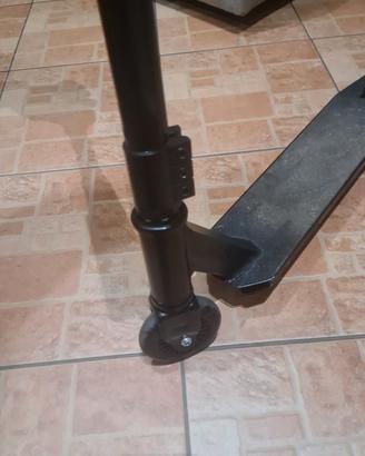 monopattino freestyle 