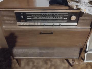 mobile radio giradischi vintage