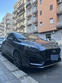 FORD FIESTA ST LINE