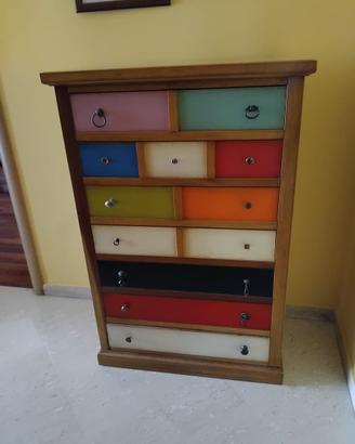 Settimino in legno colorato con 7 cassetti