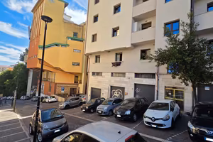 Via Caserma Lucania locale mq. 25 + soppalco