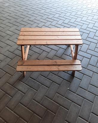 tavolino picnic in legno per bambini
