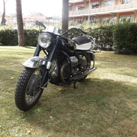 Moto Guzzi v7 California 850. PERMUTO