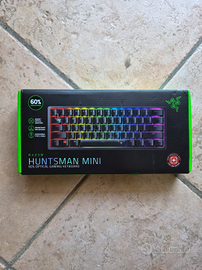 RAZER Huntsman Mini Switch rossi, Layout FR