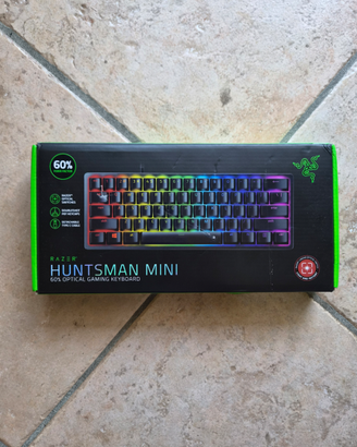 RAZER Huntsman Mini Switch rossi, Layout FR
